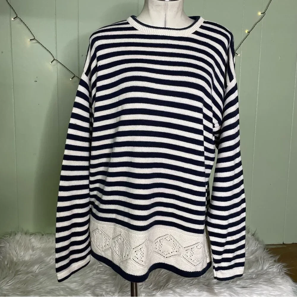 VINTAGE Brooks Brothers Sweater Womens Medium White Navy Stripe Knit Pullover - Picture 2 of 9